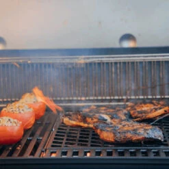 Pack Weber Crafted Pour Barbecue Weber Spirit Entre 2016 Et 2022 -Barbecues Boutique 7670 grille weber ambiance viande min 2 1