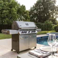 Pack Barbecue à Gaz Napoleon PRESTIGE 665 RSIB + Plancha Et Brosse 20 Pack Barbecue à Gaz Napoleon PRESTIGE 665 RSIB + Plancha Et Brosse -Barbecues Boutique barbecue gaz napoleon prestige 665 rsib 9 2