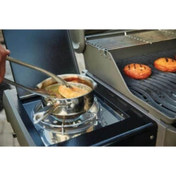 Pack Barbecue à Gaz Napoleon ROGUE 425 Réchaud + Plancha Et Rôtissoire -Barbecues Boutique pack r425sbpk 1 fr plancha rotissoire rechaud